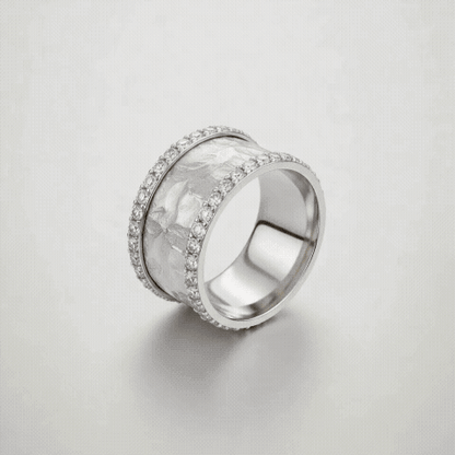VINTAGE SILVERED ZIRCONIA RING