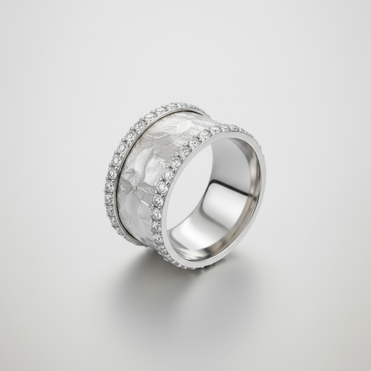 VINTAGE SILVERED ZIRCONIA RING